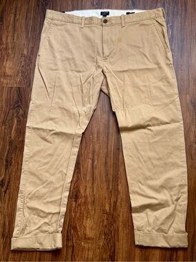 J. Crew Men’s Khaki/Tan Straight Flex Chinos, W38 L32, NWT